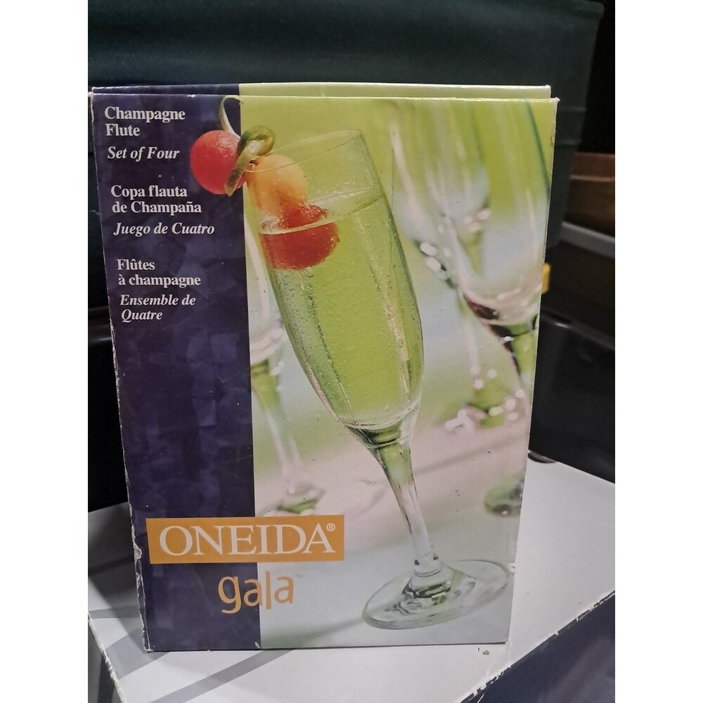 Oneida Champaign Flute Set Of 4